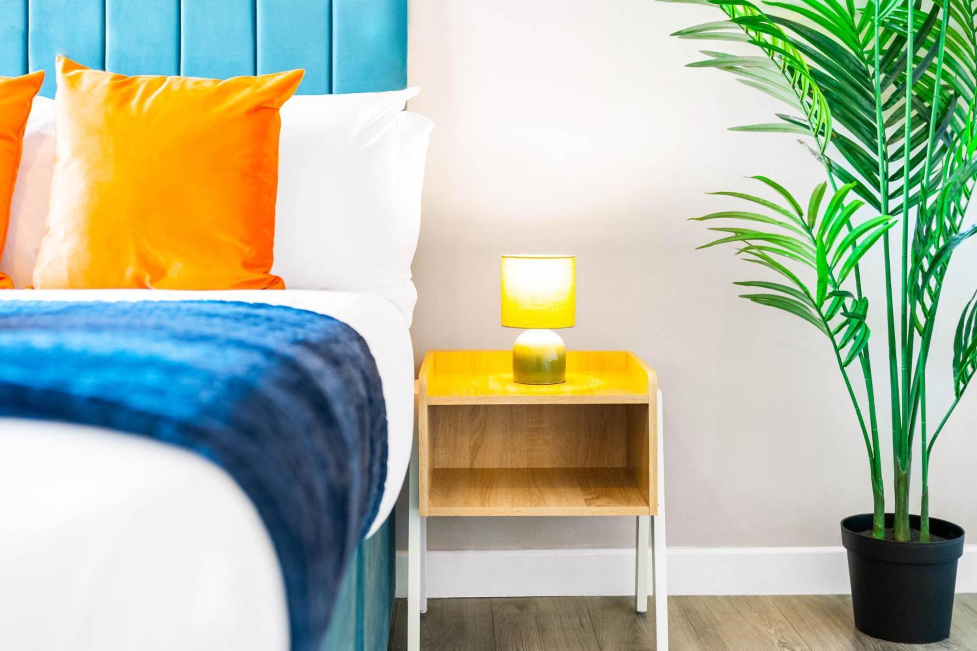 Modern Apartment - Cradley Heath - Top Rated - Netflix - Wifi - 1Mh สเมทิก ภายนอก รูปภาพ